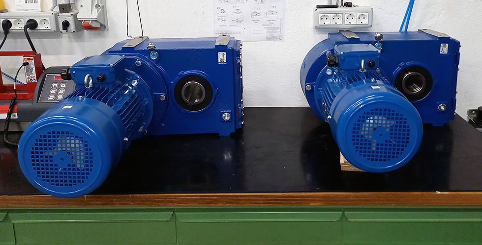 Shaft-mounted gear reducers with IE3 electric motors before dispatch